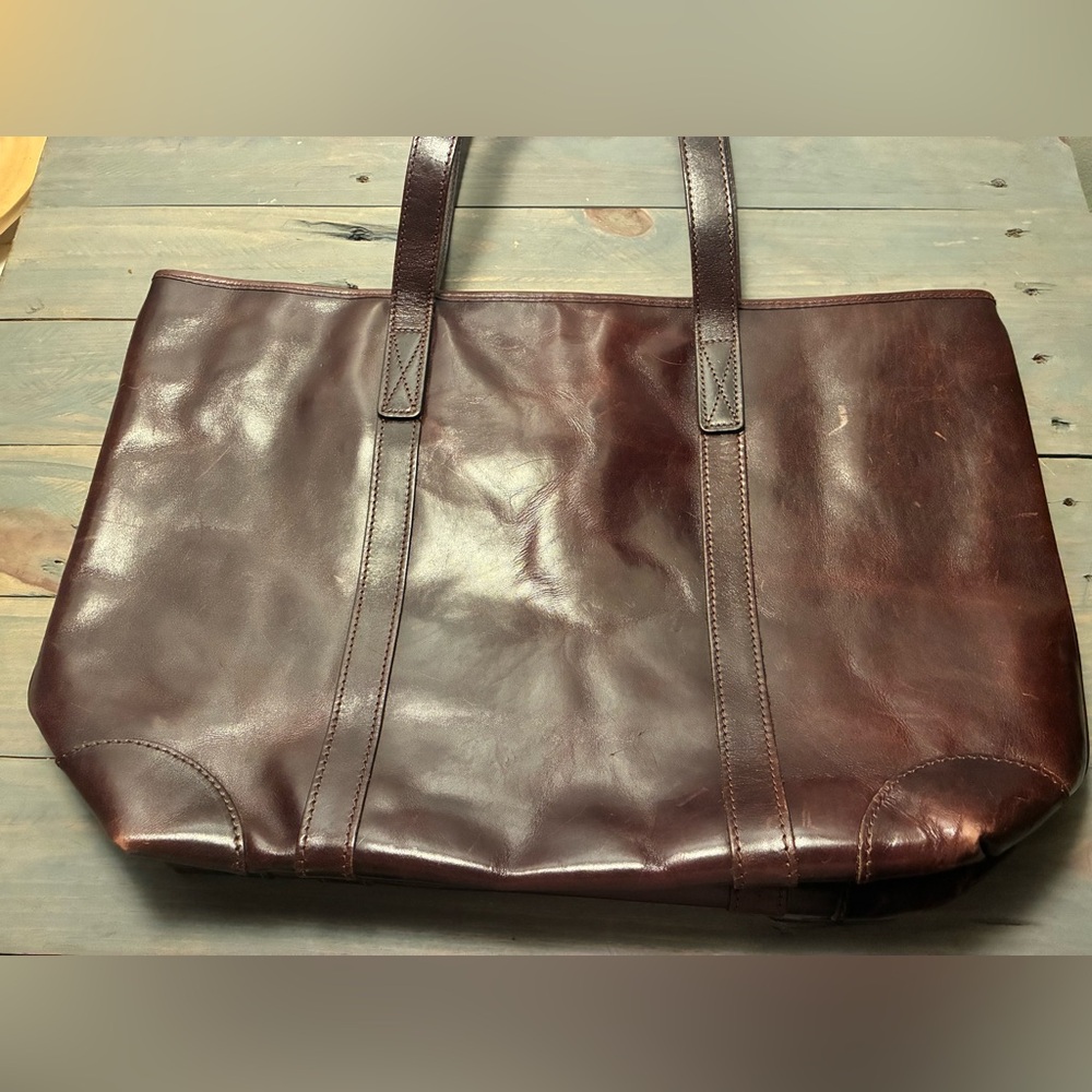 Vintage Mulholland Bros men’s leather tote bag. 20” x 13” x 6”